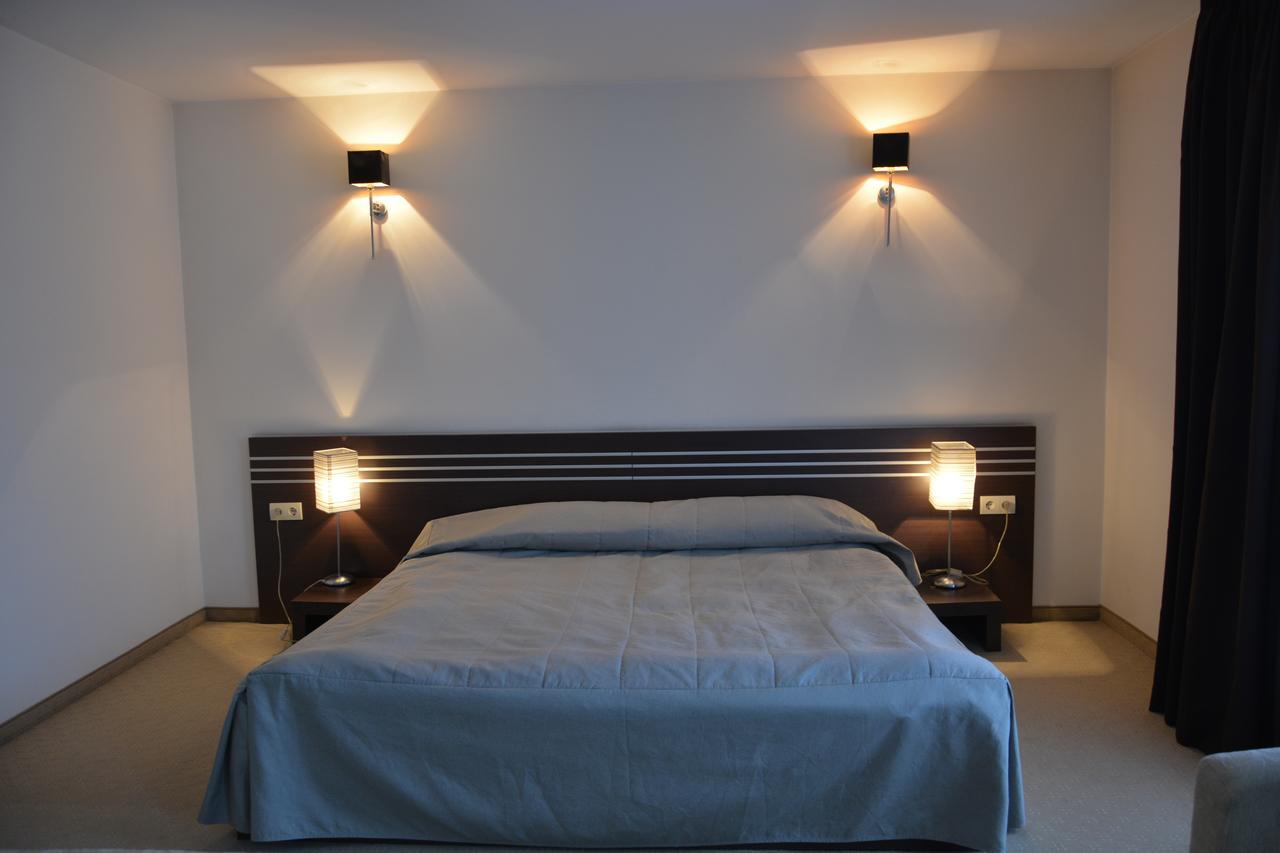 Hotel Presidivm Palace Lovecs Kültér fotó