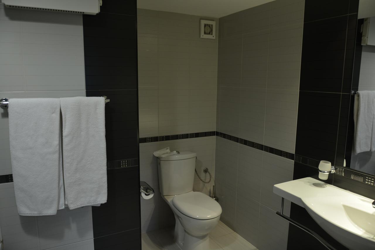 Hotel Presidivm Palace Lovecs Kültér fotó